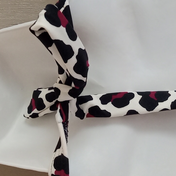 Michael Kors One Piece Cheetah Print Swimsuit Size 12 - Picture 5 of 7